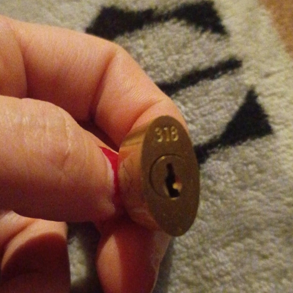 Louis Vuitton Brass Padlock with Keys #318 - Picture 6 of 7